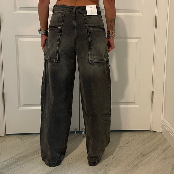 Zara NEVER WORN black jeans. - Picture 2 of 4